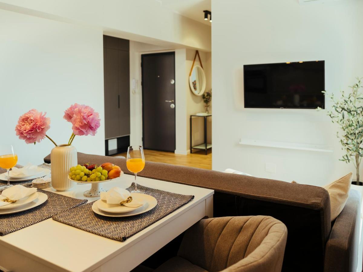 Superb View - Bright & Stylish - 2br * Bucharest